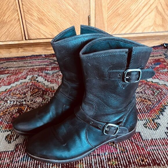 Ugh | Women's Frances dark brown Leather Boots with buckles | size 7 - Picture 1 of 9